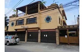 Reddoorz At Casa Marabella Villamonte Bacolod City